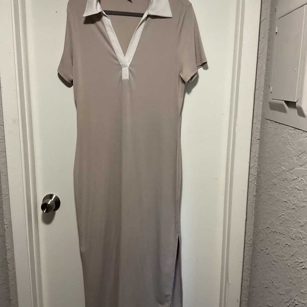 Cider Cream and White Collared Top